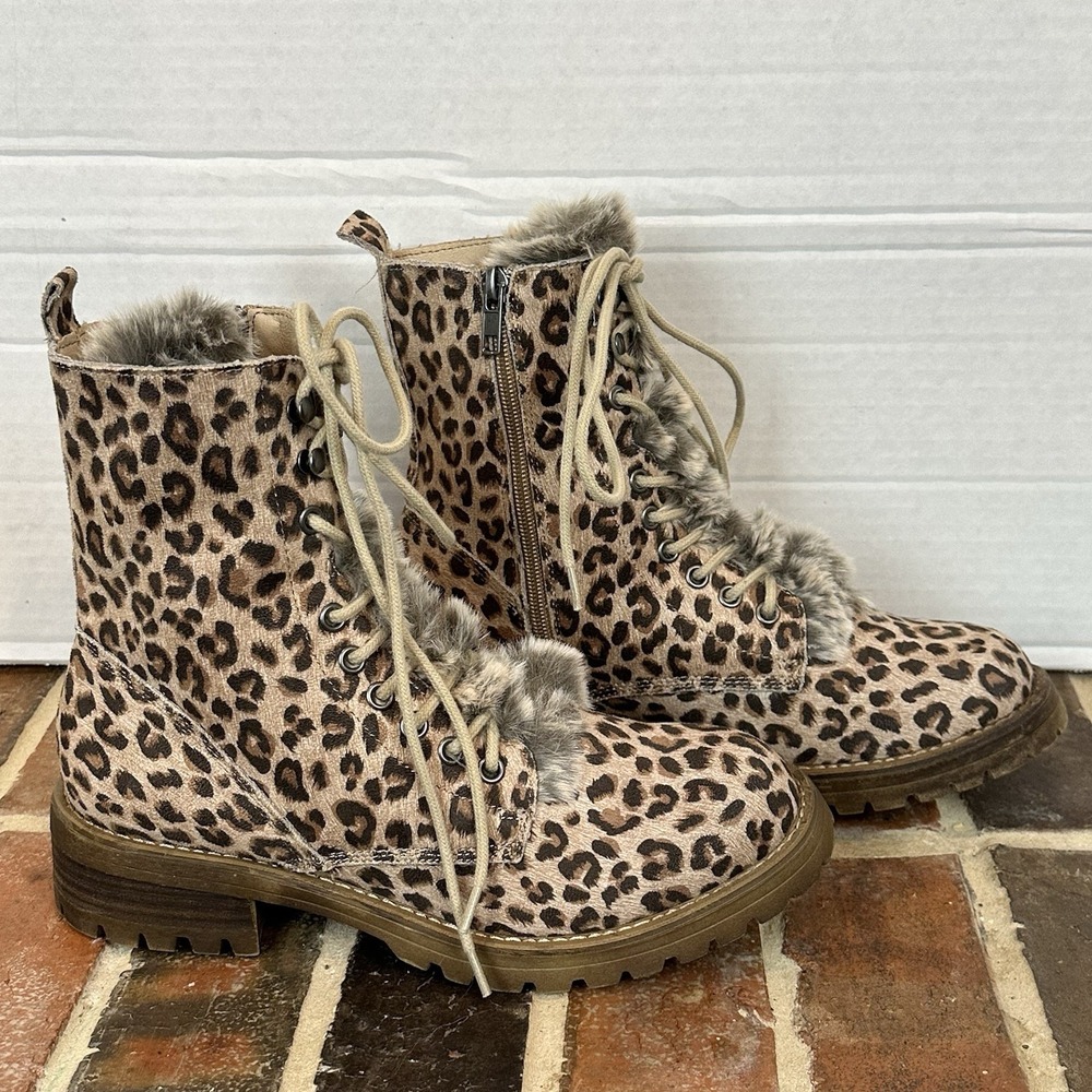 Very G Faux Fur Animal Print Hiker Boots. Sz 8 Leopard Print Tan - Picture 7 of 7
